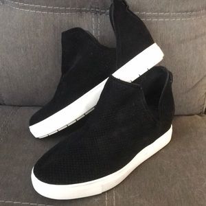 Steve Madden Slip On shoes